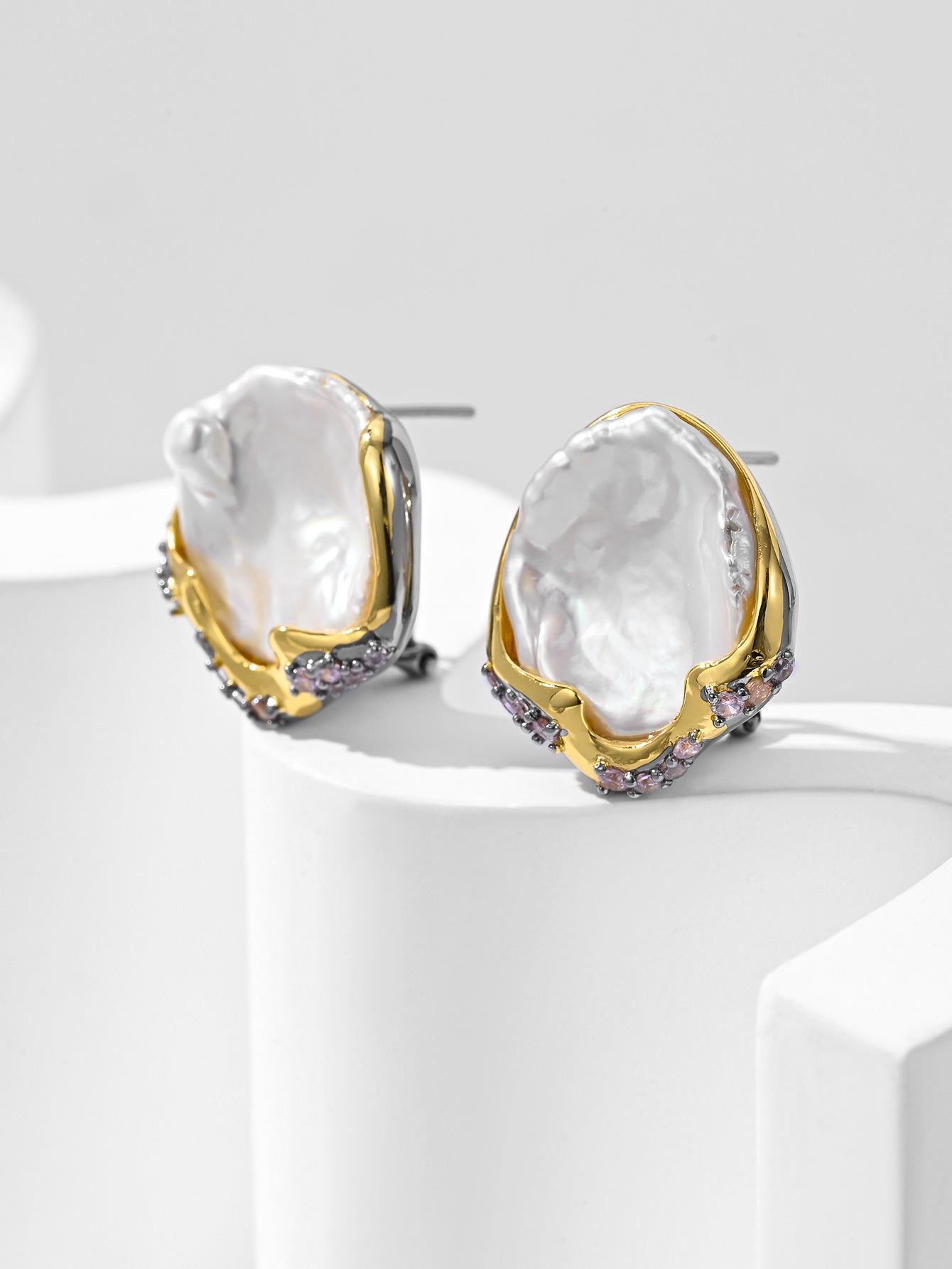 Aura Pearl・Baroque Earrings