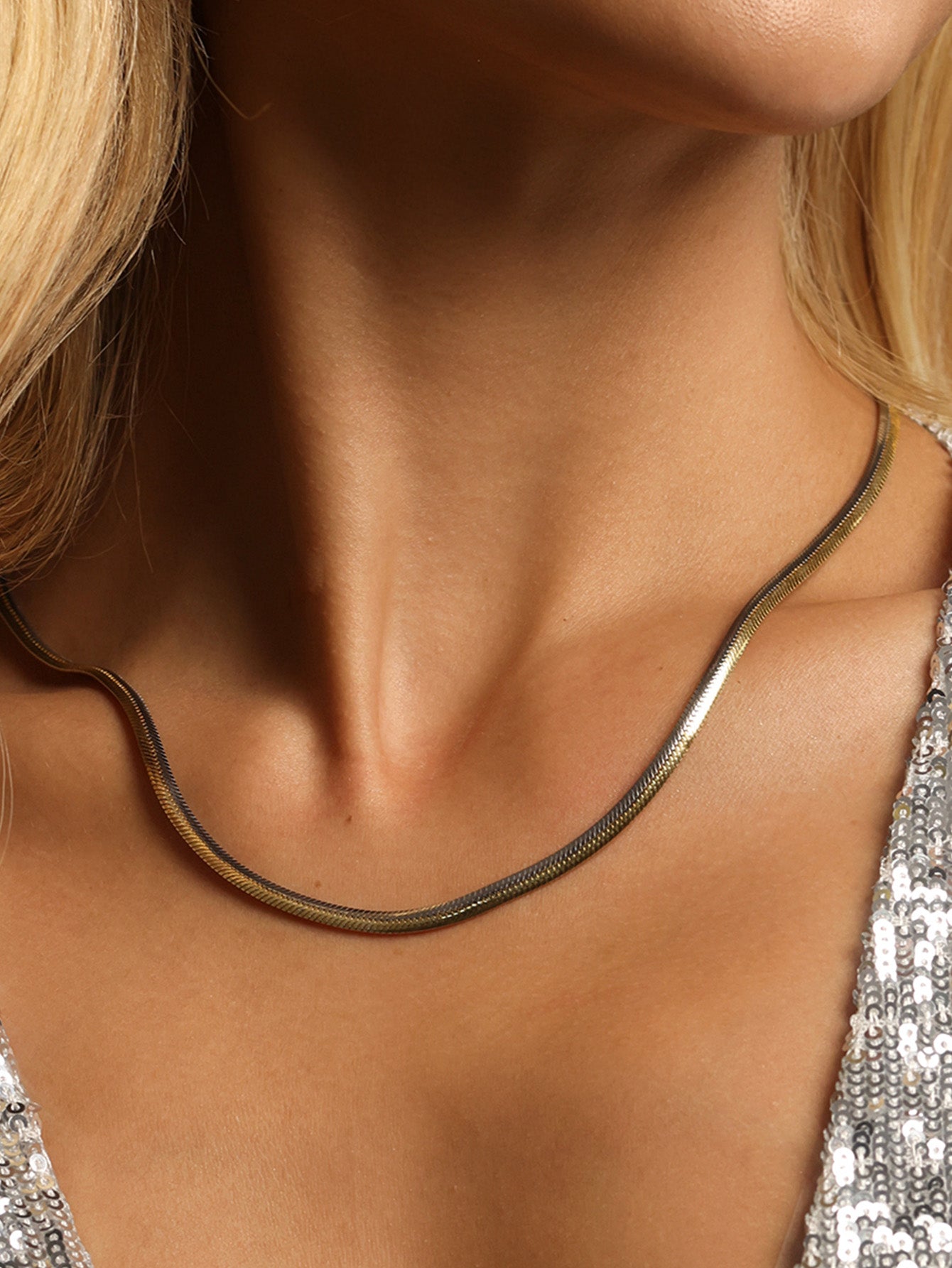 Alluring Serpent Chain Statement Necklace