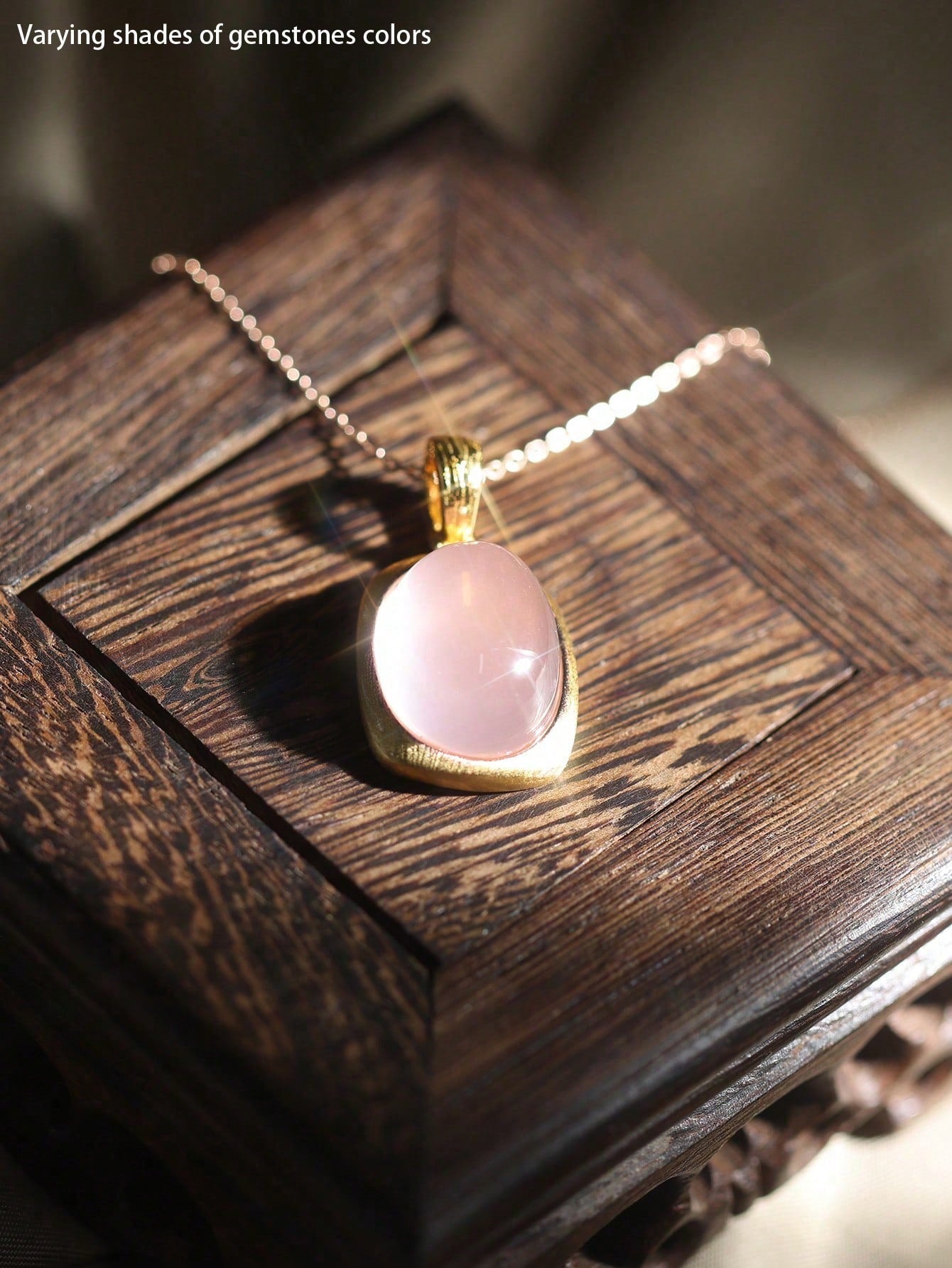 Natural Hibiscus Stone Pendant Necklace (Gived Silver Chain)