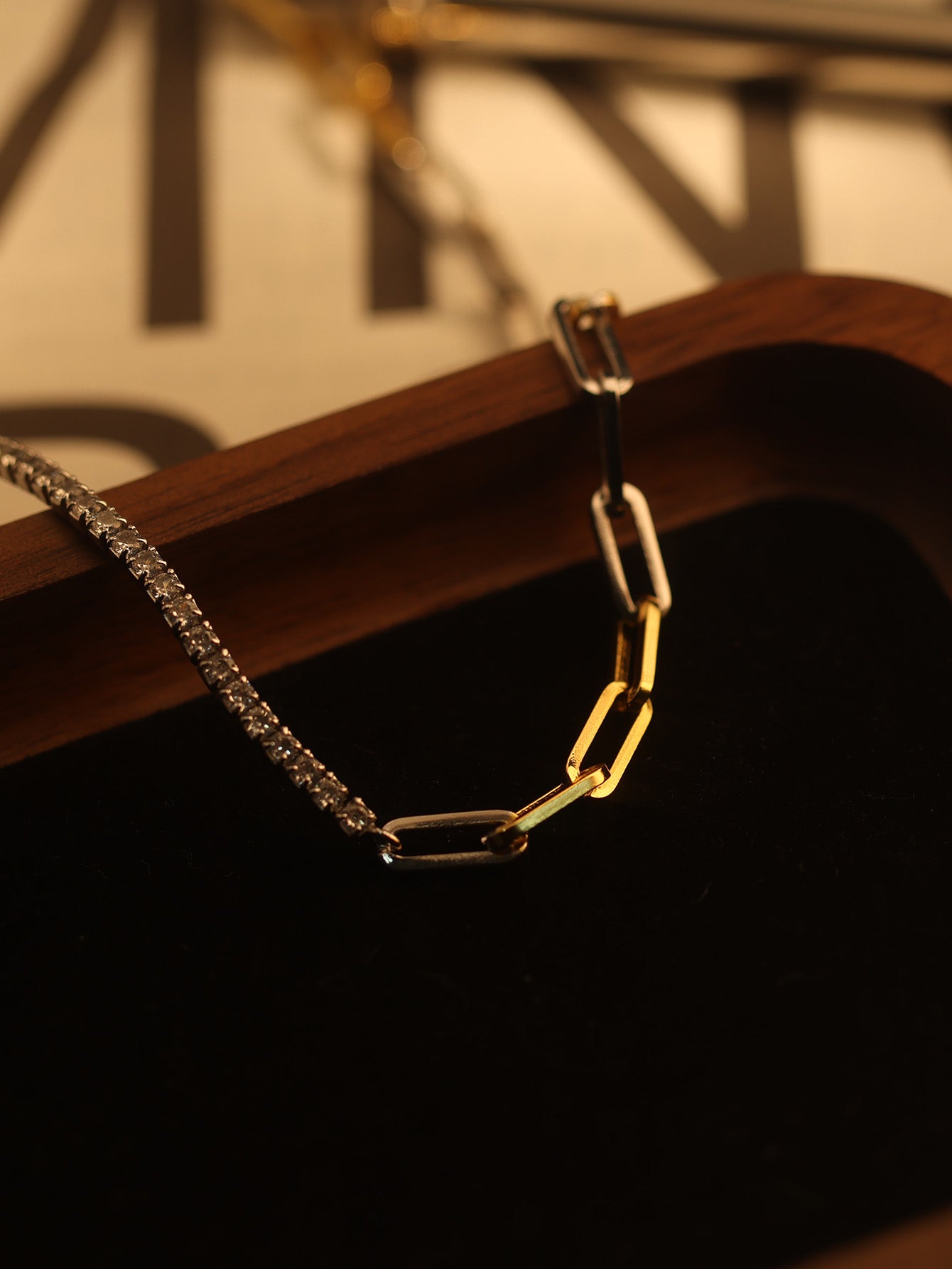 Sparkling spliced zircon necklace