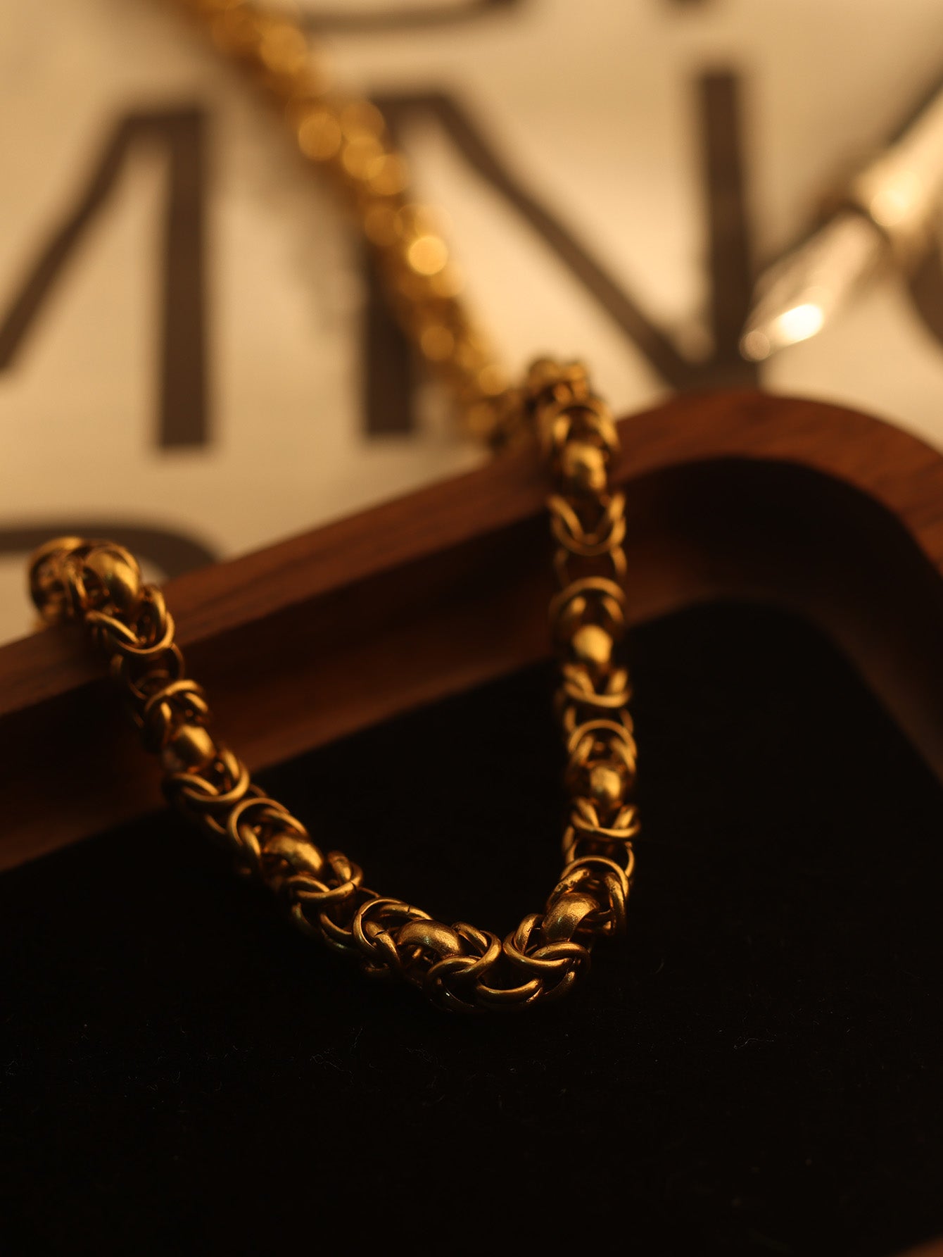 Classic Gold - Tone Link Necklace