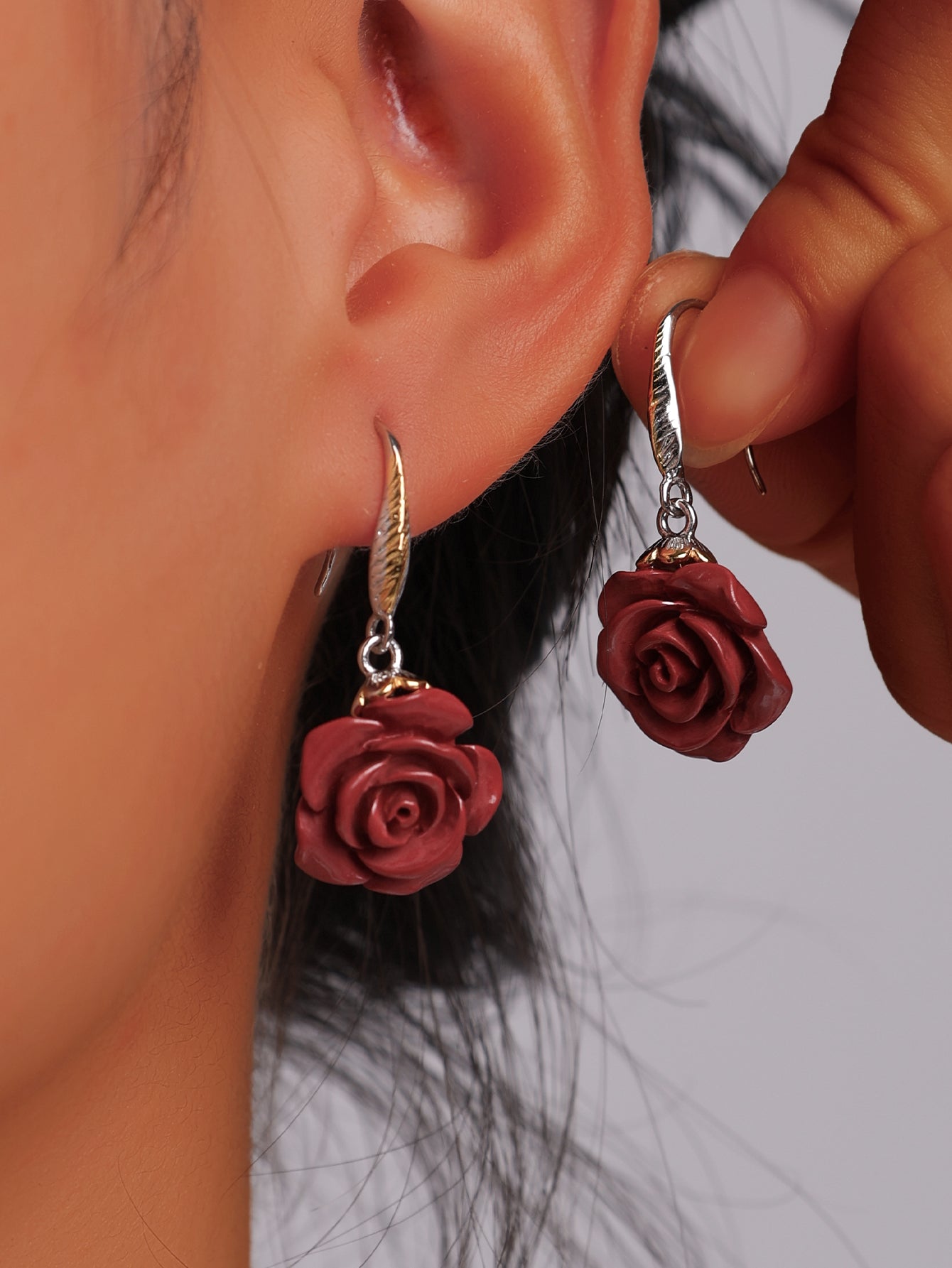 Cinnabar Rose：Silver - Hooked Earrings