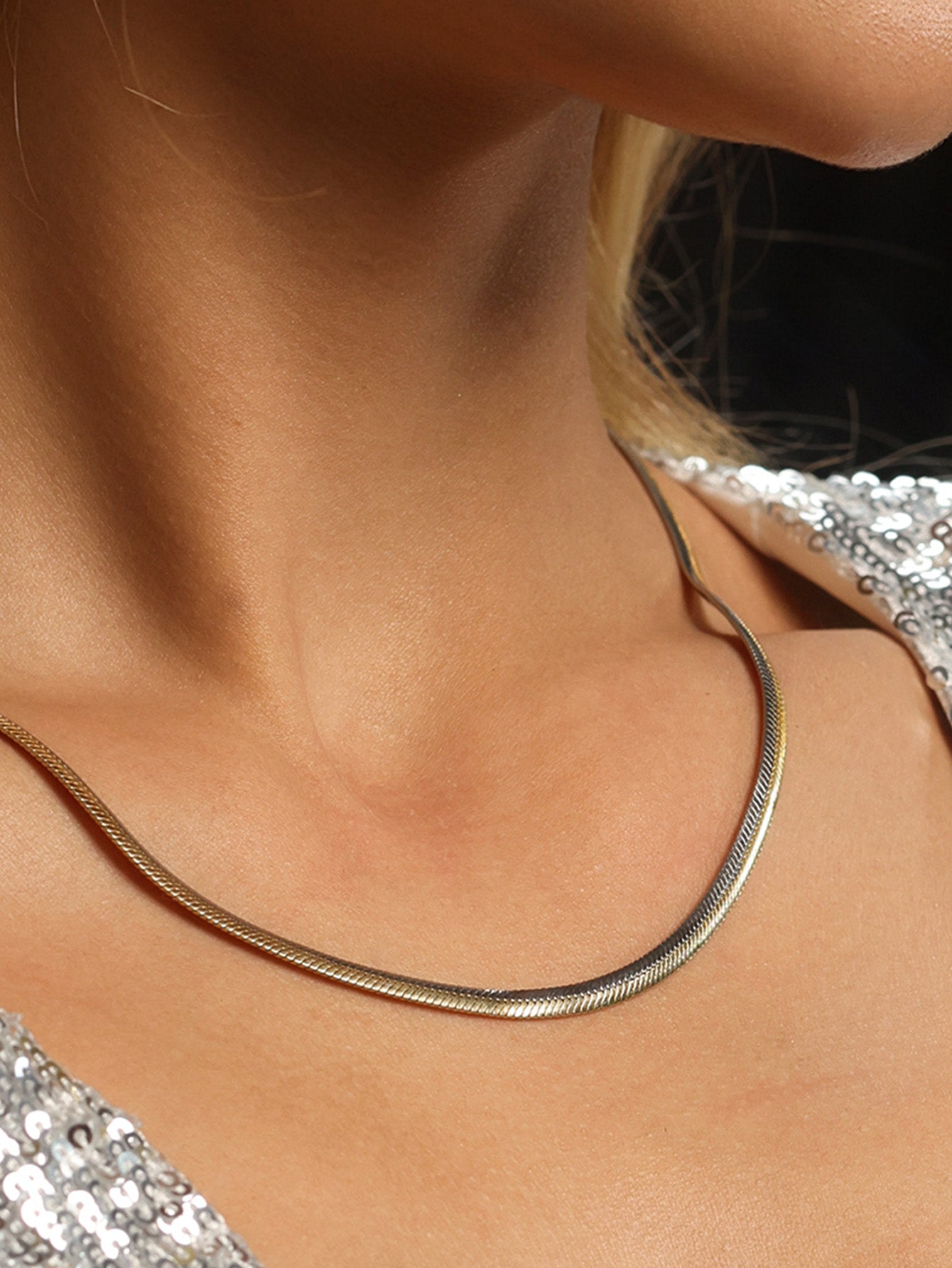 Alluring Serpent Chain Statement Necklace