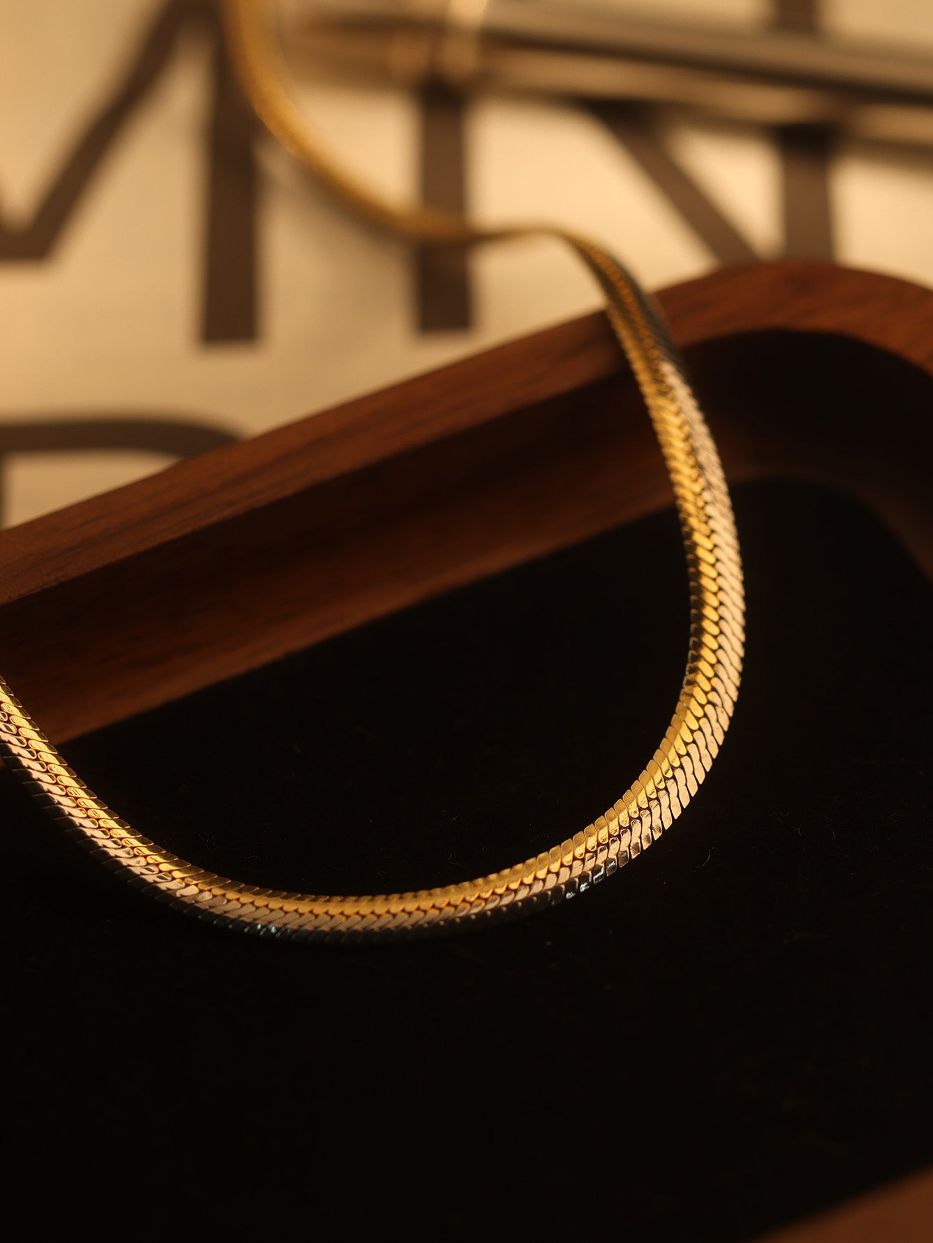 Alluring Serpent Chain Statement Necklace