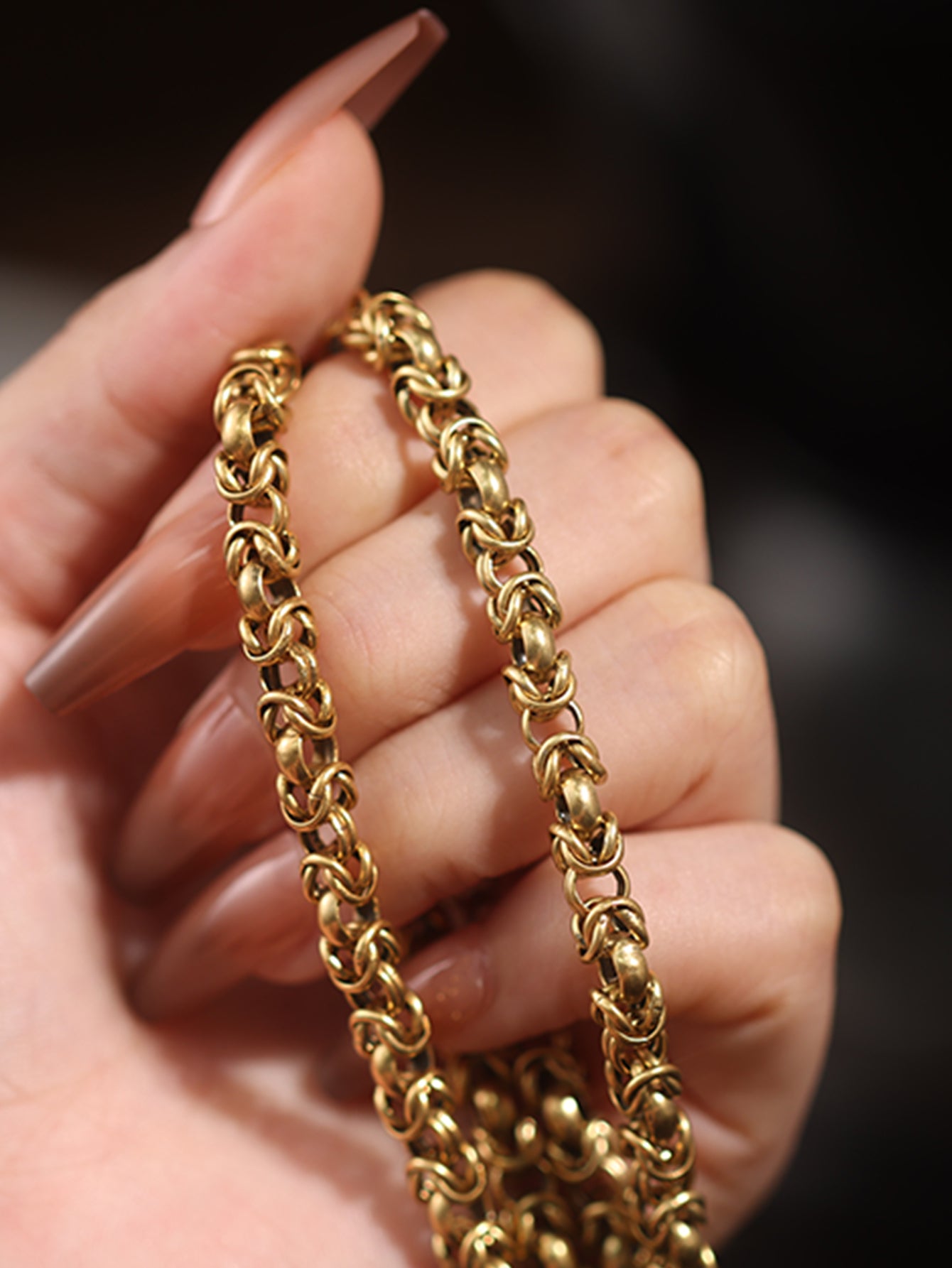 Classic Gold - Tone Link Necklace