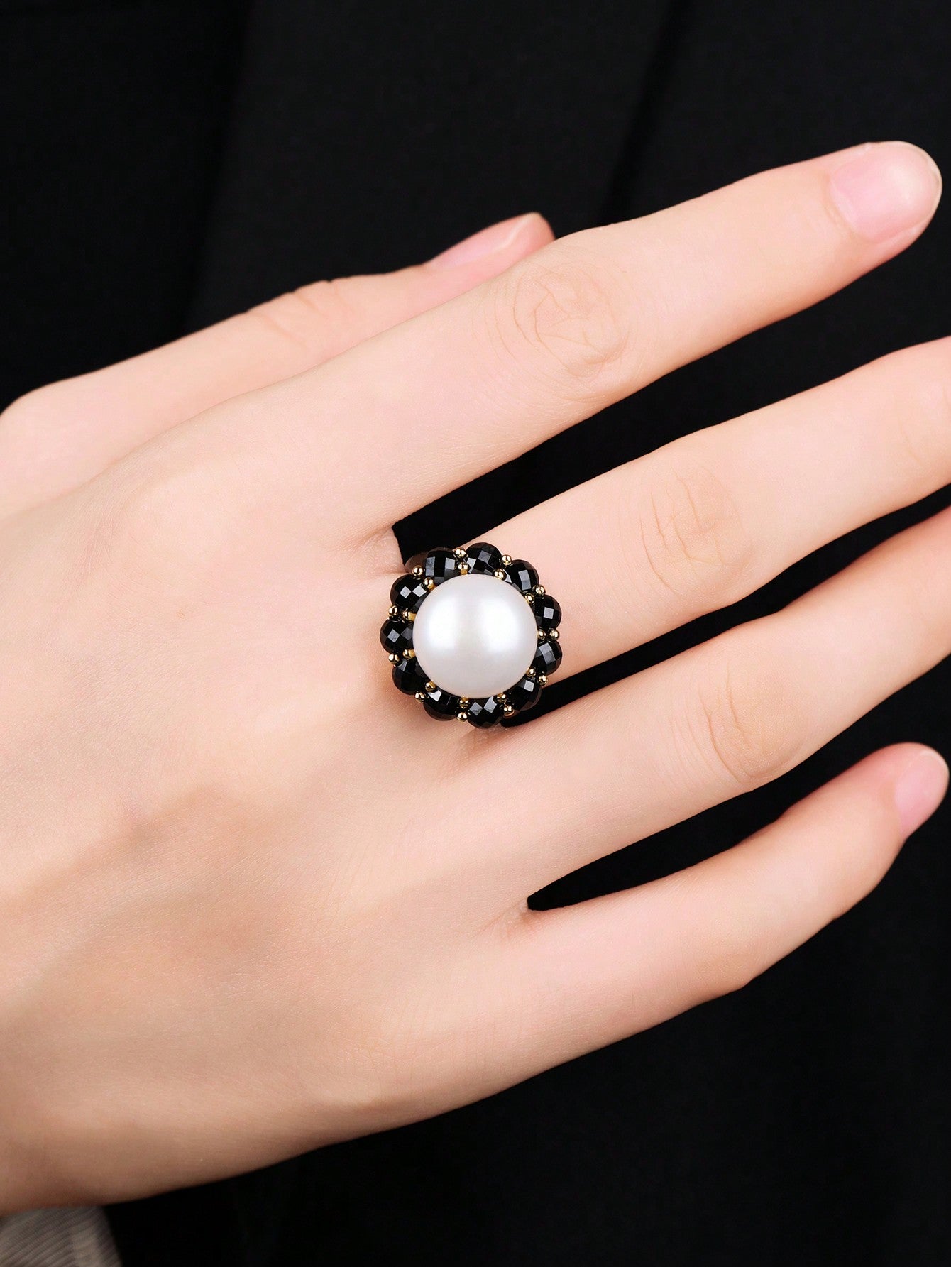 Elegant Mystical Pearl Black Spinel Ring