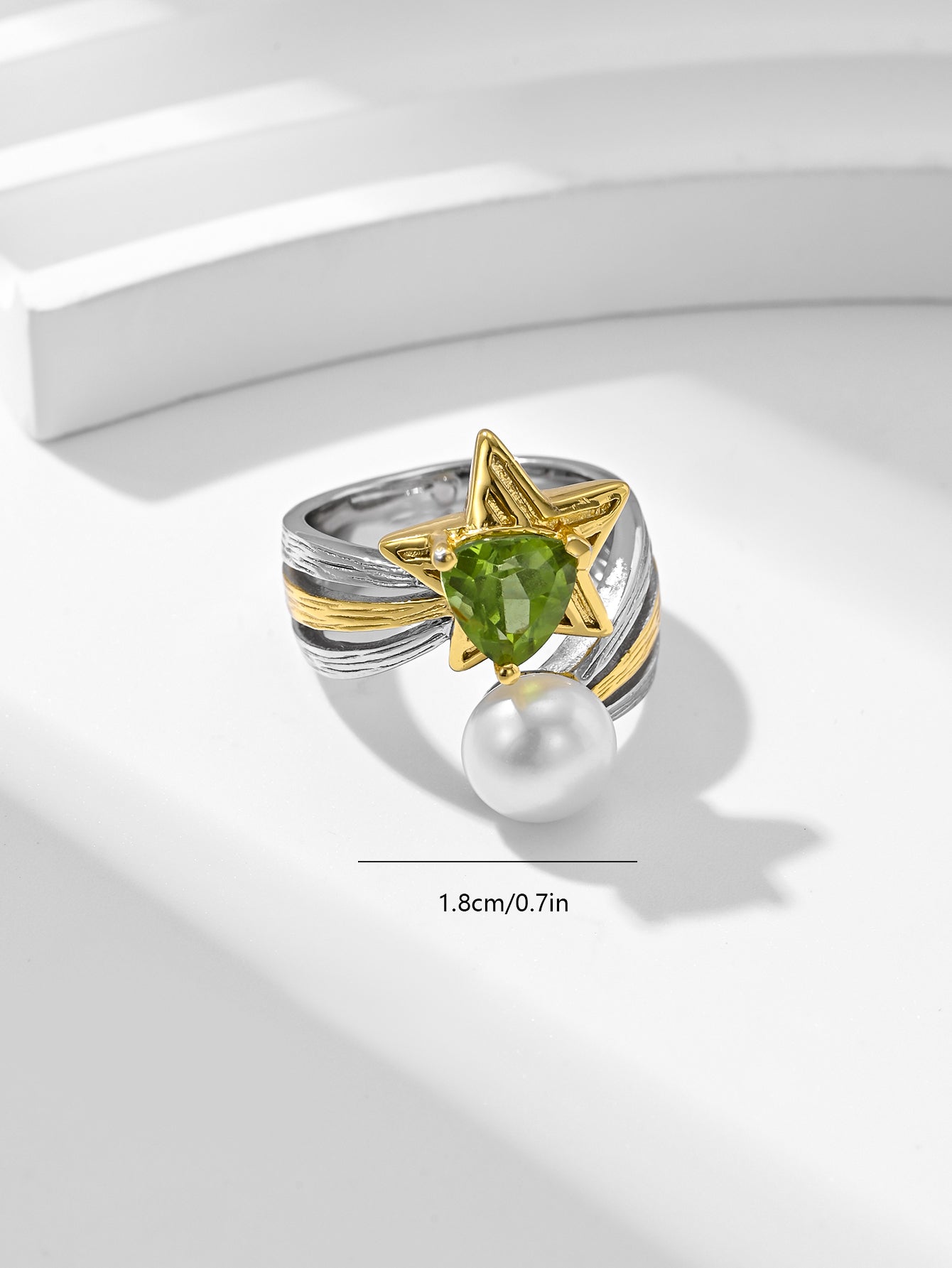 Stellar Harmony: Peridot & Natural Pearl Ring