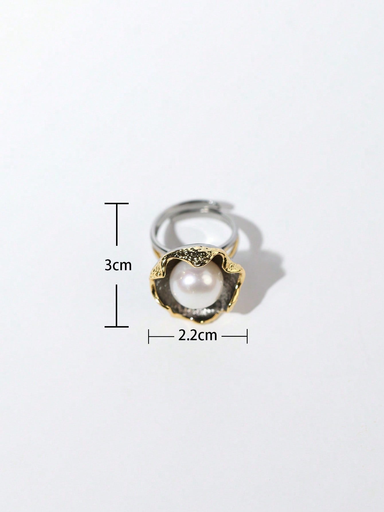 Lucky Pearl Flower Ring