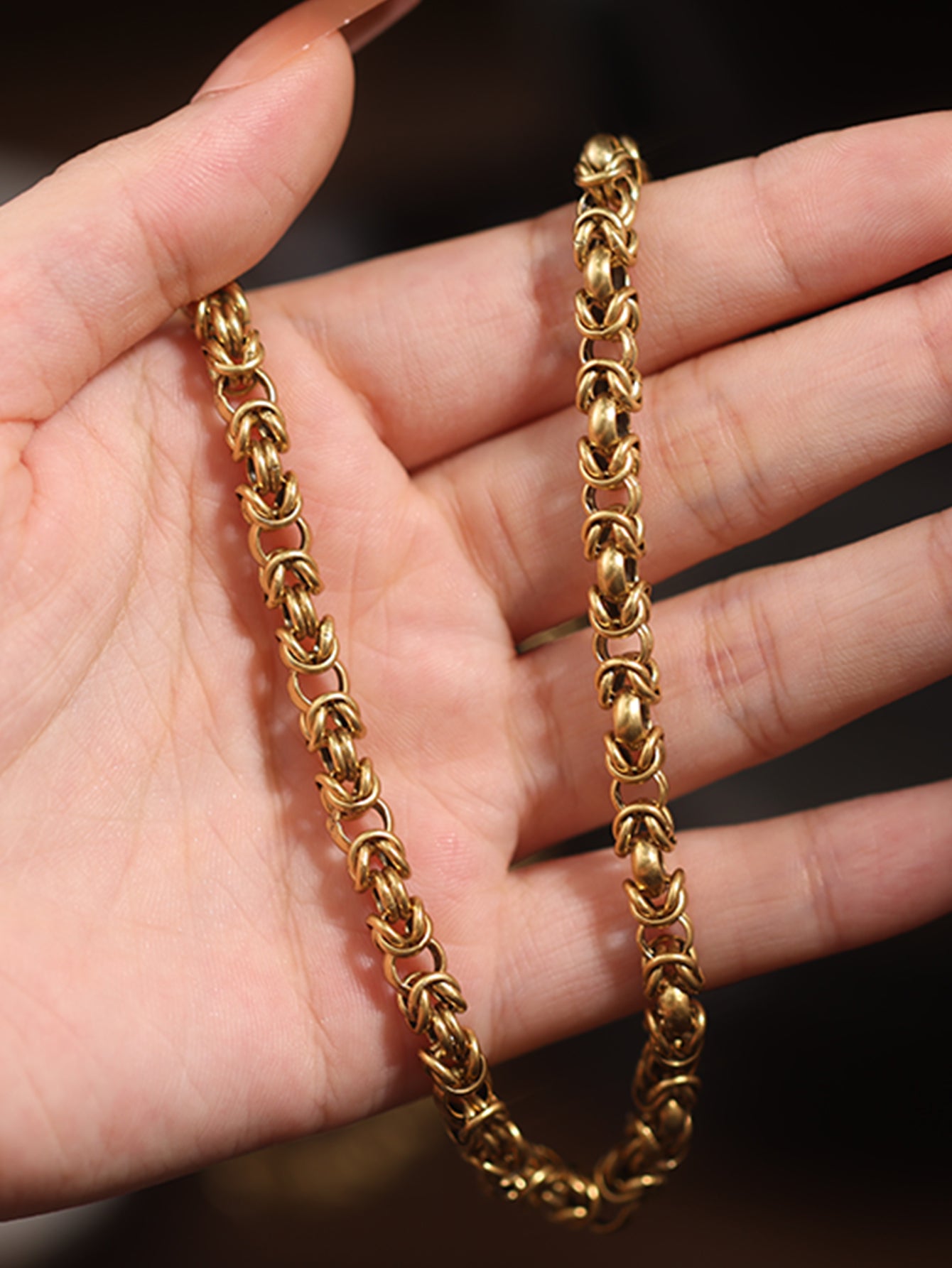 Classic Gold - Tone Link Necklace
