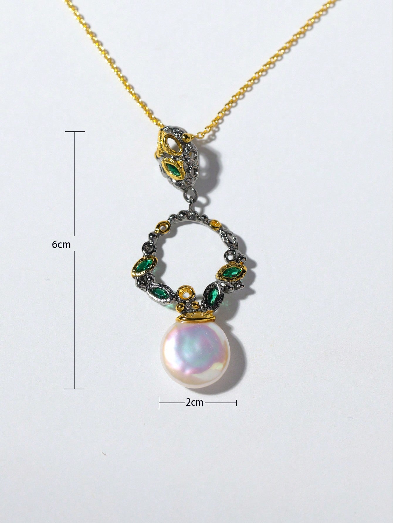 Vintage pearl necklace