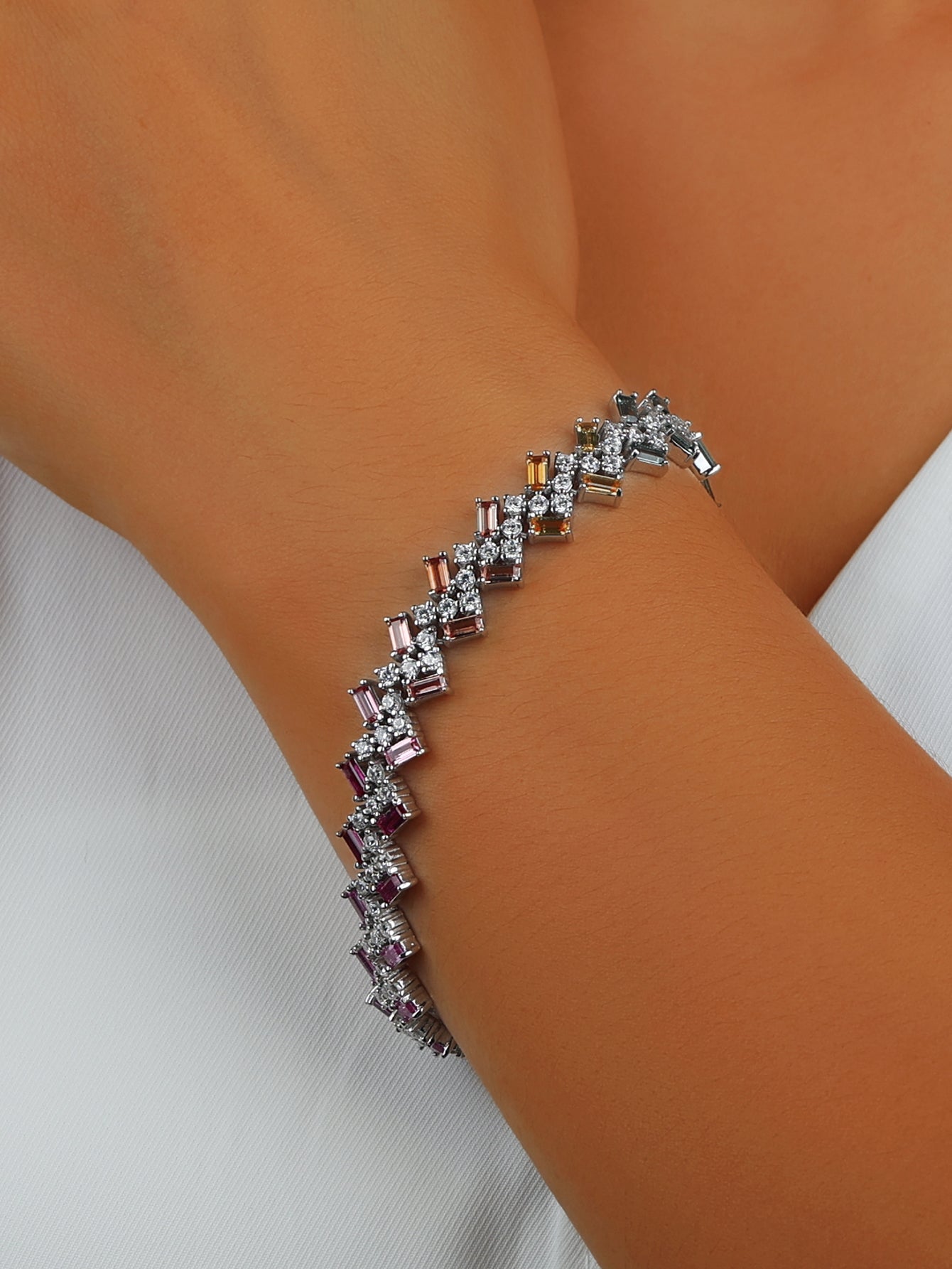 Luxe Exquisite Chromatic Sapphire Bracelet