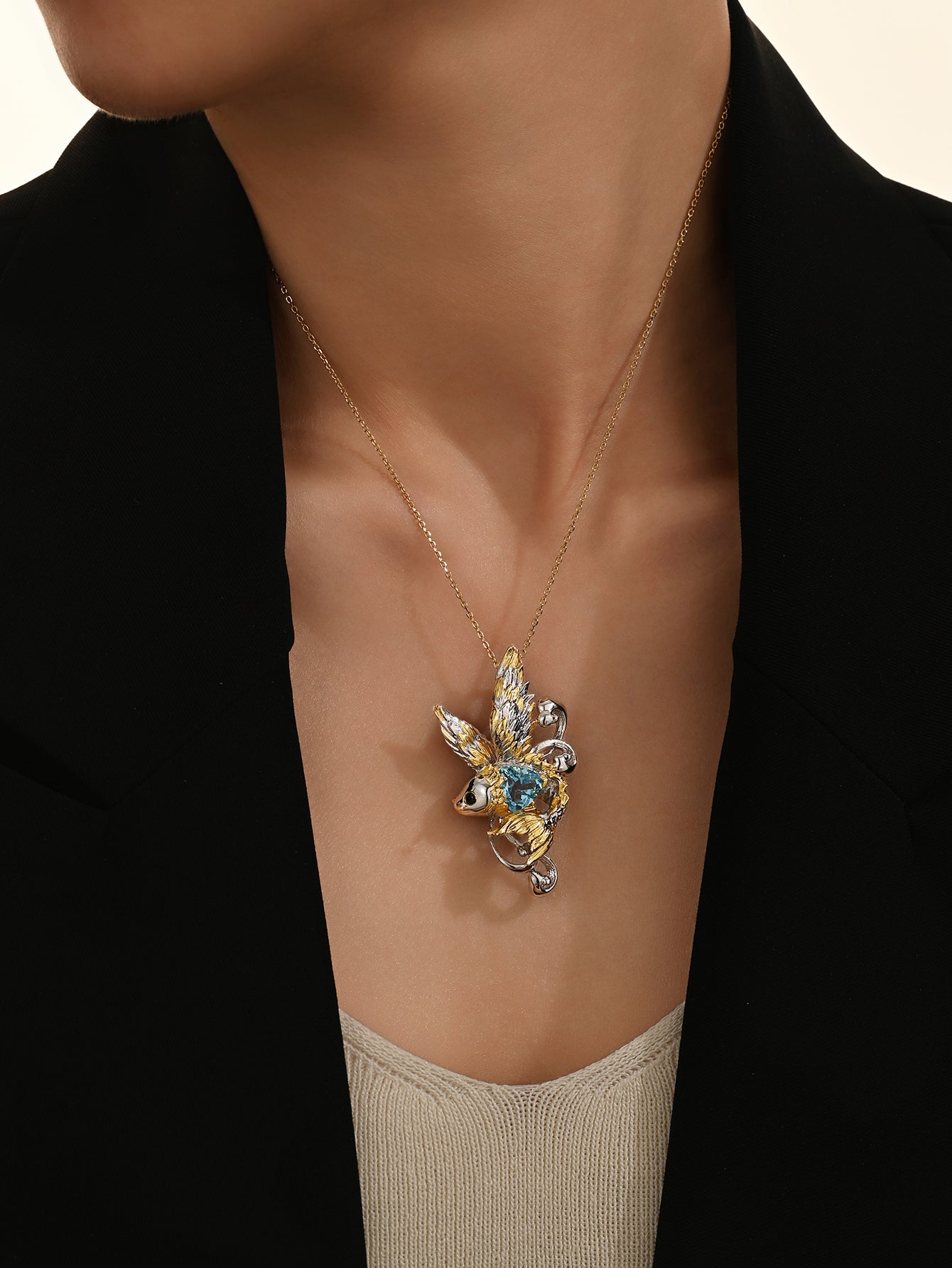 Natural topaz and black spinel pendant/brooch