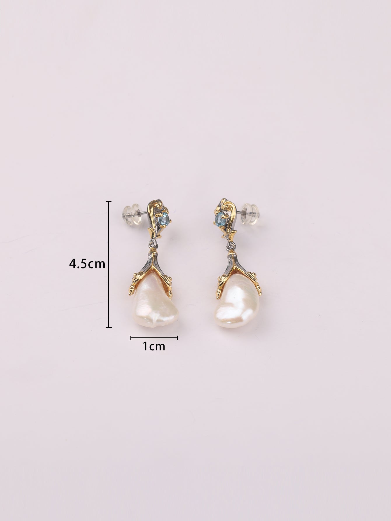 Aura Grace・Baroque Pearl & Topaz Earrings